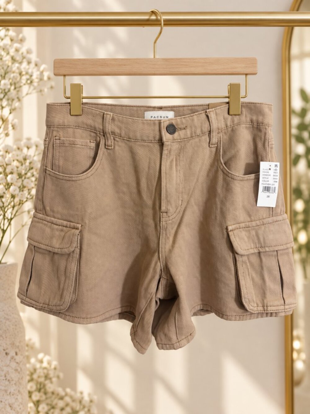 PacSun Mid Rise Cargo Shorts Feather Gray Tan Size 26 NWT Utility Y2K